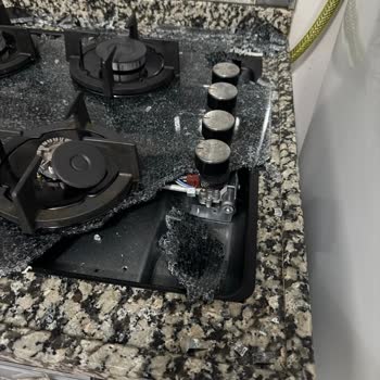 Kumtel Cam Ocakta Patlama: Güvenlik Ve Müşteri Hizmetlerine Dair Şikayet