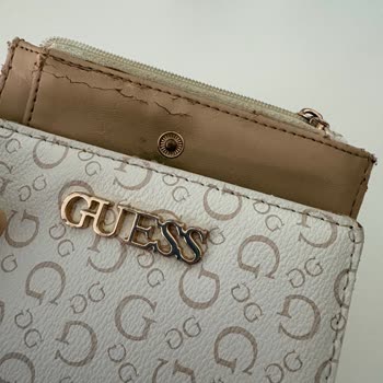 İki Guess Cüzdanı Kısa Sürede Bozuldu, 2 Yıl Garanti İhlali