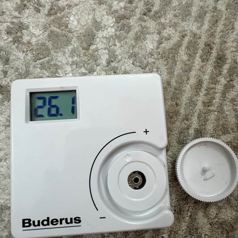 Buderus RT20 Termostat Düğmesi Kırıldı, Garanti Kapsamında Değişim Talep Ediliyor