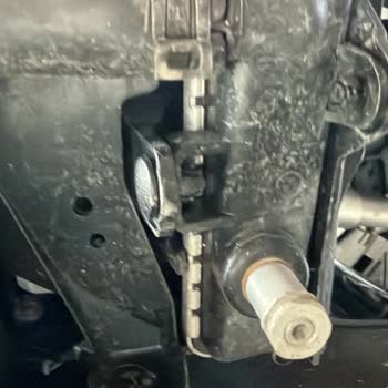 BMW Servisinde Eksik Civatalar Ve Tekrarlanan Arızalar Güvenliği Tehdit Ediyor