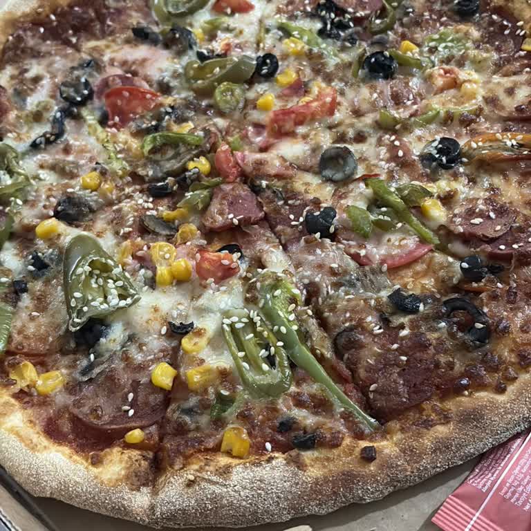 Domino's Alaşehir Şubesinde Sarımsaklı Kenar Sosu Eksikliği Tekrarlıyor