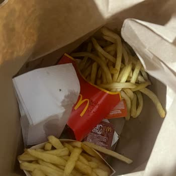 Donmuş Yemek, Eksik Sos Ve İade Reddi
