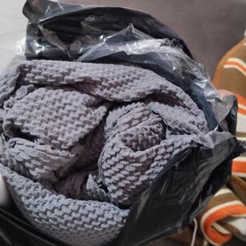 Yanlış Renk Ve Kalitesiz Koltuk Örtüsü İçin Satıcıdan Haksız Kargo Kesintisi Ve İade Reddi