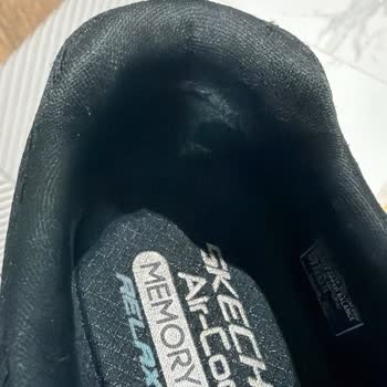 Kısa Sürede İç Astar Yırtığıyla Kullanılamaz Hale Gelen Skechers Ayakkabı