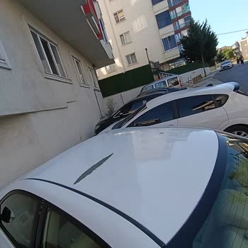 Toyota Corolla'da Kronik Boya Dökülmesi İçin Ücretsiz Tam Boya Talebi Reddi