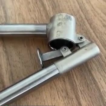 IKEA Sarımsak Ezici Metal Parçalanıyor