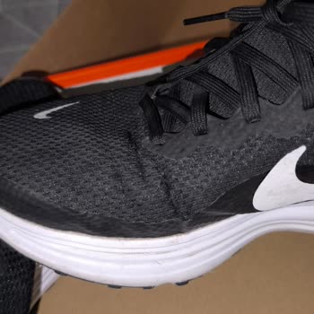 Nike Ayakkabısının Kısa Sürede Deforme Olması Ve Sportime'ın İlgisiz Yaklaşımı