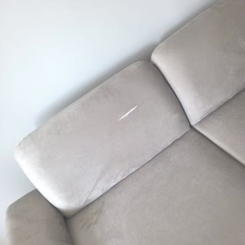 Kırık TV Ünitesi Ve Yırtılmış Koltuk Nedeniyle İki Aylık Teslimat Gecikmesi