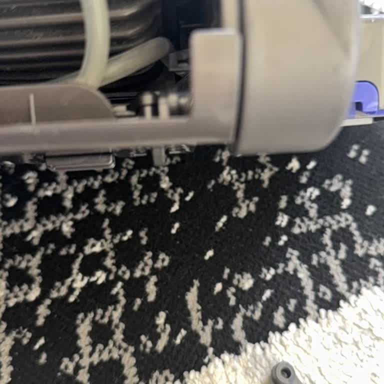 Dyson Süpürge Başlığı Kırıldı Ve Garanti Kapsamı Dışında Değerlendirildi