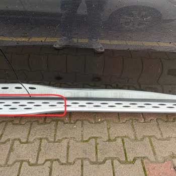 Sıfır Mercedes GLC 180 AMG Yan Basamakta Oksitlenme Ve Renk Bozulması Garanti Dışı