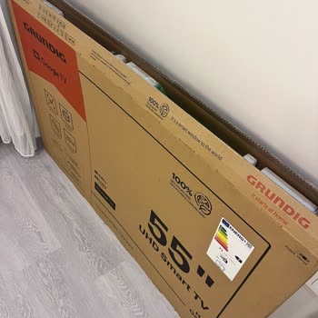 Yeni Alınan Grundig TV’nin Ekranı Servis Açılışında Kırıldı: Ücretsiz Değişim Talebi