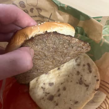 Burger King Double Whopper’da Malzeme Eksikliği Ve Ücret İadesi Talebi