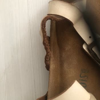Kifidis’te Defolu Deri Terlik Ve Yanıtsız Müşteri Hizmetleri Nedeniyle İade Talebi