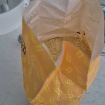 Katmer İrmik'te Kurtlar Tespit Edildi Gıda Güvenliği Ve Tüketici Güveni Sarsıldı