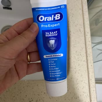 Oral-B Diş Macunu Kullanımından Sonra Dil Altında Şiddetli Aft Ve Ağrı