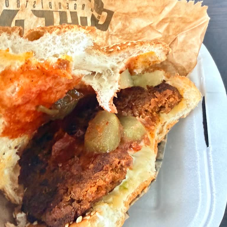 Suphi Burger Bozuk Ürün Gönderdi Sorumluluk Almadı