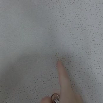 Temizlikte Aşınan Sandalye Ve Mağaza Yardım Reddine Karşı Şikayet