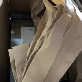 Zara’nın Kırılabilir Ürünlerde Yetersiz Paketleme Nedeniyle Cam Çerçeve Kırık Geldi