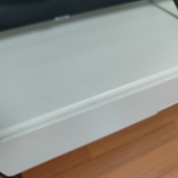 Teslimat Gecikmesi Ve Renk Uyuşmazlığıyla Ürün Hataları İçin Acil Çözüm Talebi