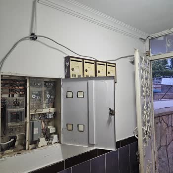 Kırşehir'de Kaçak Elektrik Tehlikesi Ve Çözüm Bekleniyor