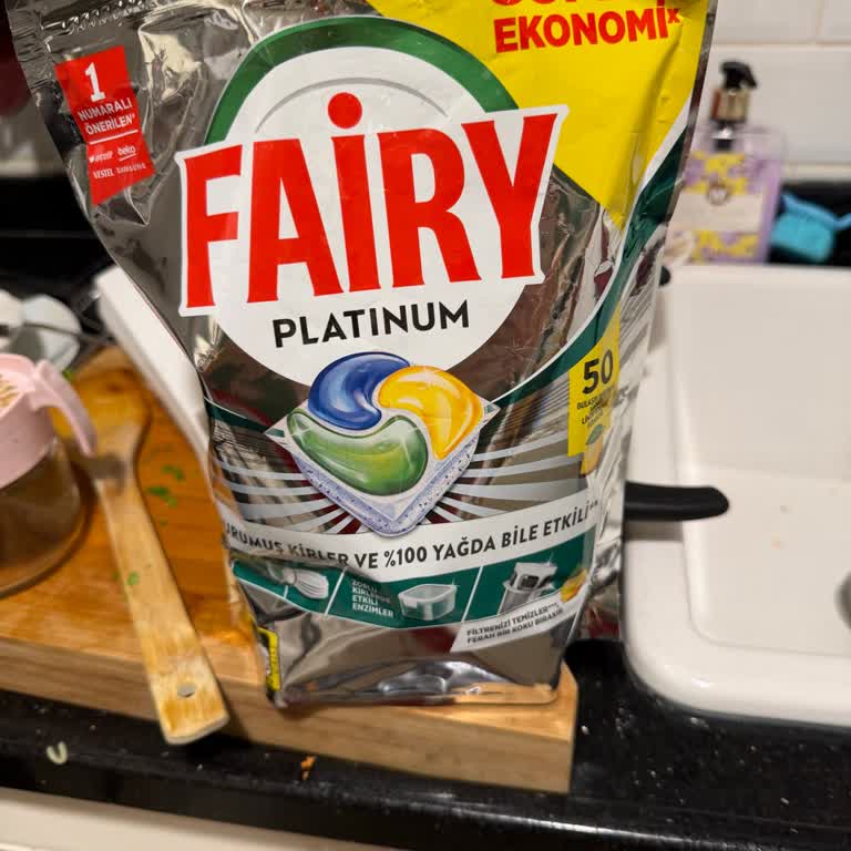 Aşırı Kimyasal Koku Ve Sağlık Riskleri İçin Fairy Platinum Deterjanının Geri Çağrılması Talebi