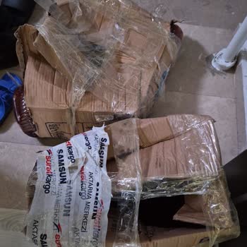 Asansöre Bırakılan Kargo Hasar Görmüş, Tazminat İsteği