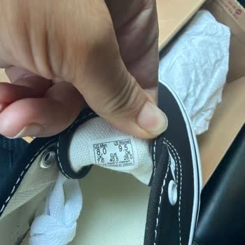 Yanlış Numara Ayakkabı Gönderildi Şirket Sorumluluğu Reddetti Tam Geri Ödeme Talebi