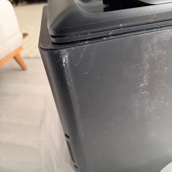 Roborock Robot Süpürge Servis Sonrası Çizik Ve Kırık Parçalarla Geldi: Değişim Talebi