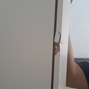 Eksik Ve Hasarlı Parçalar Nedeniyle Gardırop Kurulumu 20 Gün Boyunca Tamamlanamadı