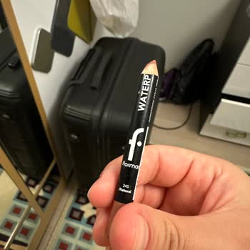 Flormar Dudak Kaleminde Yetersiz Doluluk Ve Kalite Kontrol Eksikliği