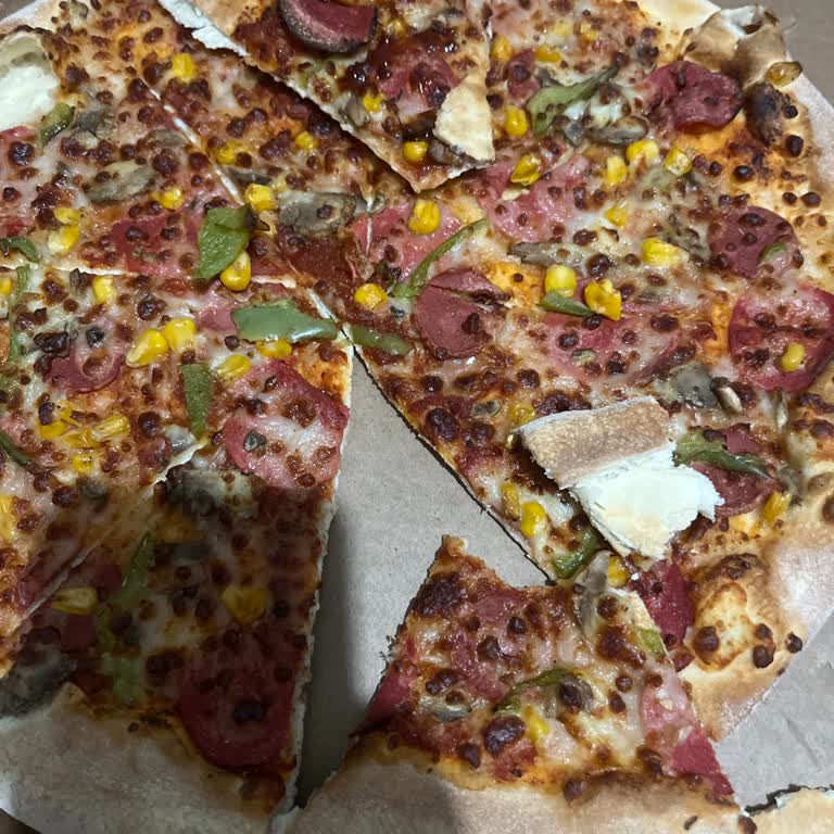 Domino’s Şubesinde Sos Ve Baharat Ücretli Olduğu Bilgilendirilmeyen Şikayet