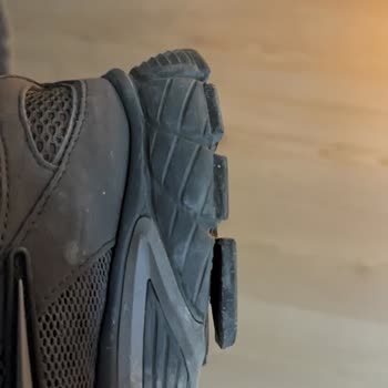 Nike Ayakkabısındaki Taban Kopması Ve Boyner’in İade Reddi
