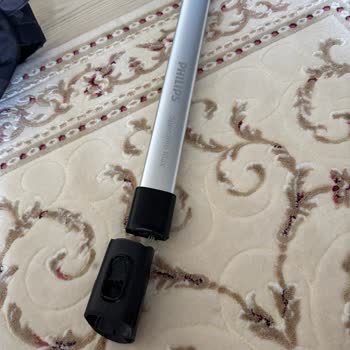 Philips XC7040 Dikey Süpürge Borusu Tek Noktada Kırıldı, Ücretsiz Değişim Talebi