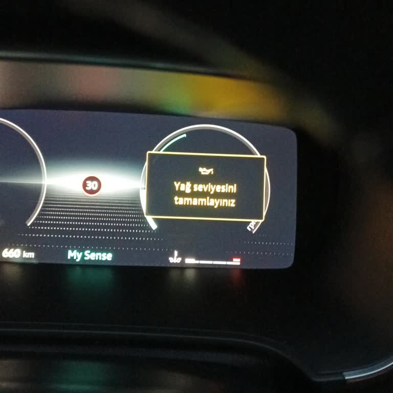 Sıfır Renault Megane’da Yağ Eksiltme Sorunu Ve Motor Değişimi Tehdidi