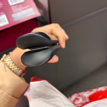 Media Markt'ta Yeni Alınan Saç Düzleştirici Hasarlı Çıktı, Değişim İsteniyor