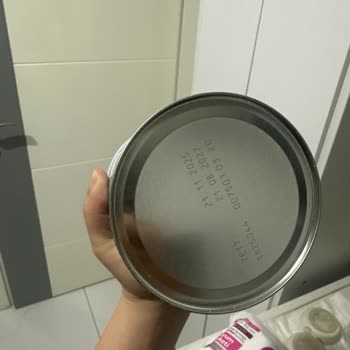 Migros’ta Sarı Bebek Maması Kusmaya Sebep Oldu, İade Talebi