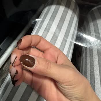 Bahar Beauty Nail Studio’da Bozulan Jel Bakımı Ve Hijyen Sorunları Nedeniyle İade Talebi