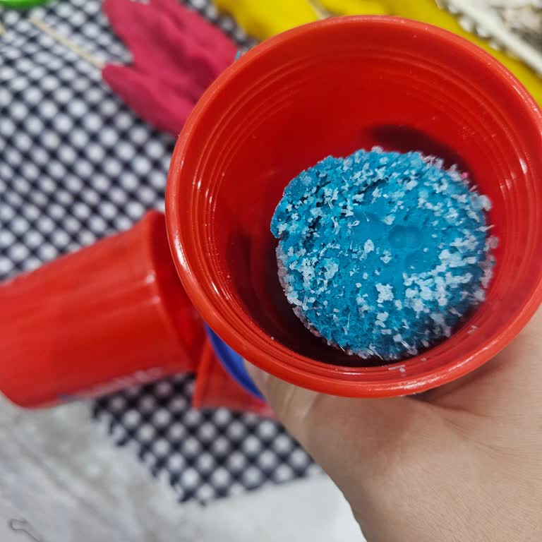 Faber Castell Oyun Hamurunun Aşırı Kokusu Ve Kristalleşen Mavi Renk Sağlık Riski
