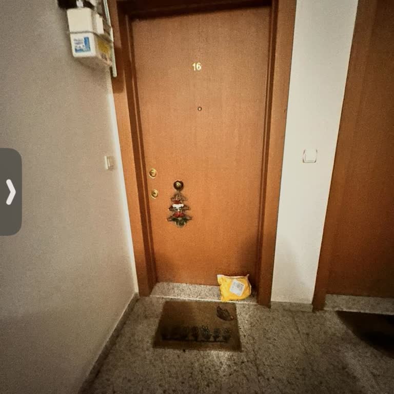 DHL Yanlış Teslimat Ve Kapı Önüne Bırakma Şikayeti