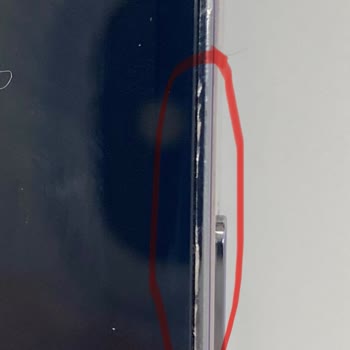 İPhone 14 Pro Max Pil Değişimi Sonrası Kasa Hasarı Ve Yetersiz Müşteri Desteği