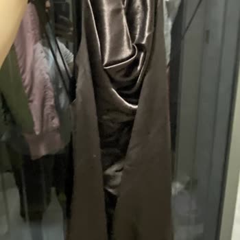 Massimo Dutti Satın Alınan Saten Elbisedeki İplik Açılmaları Ve Mağazanın Ret Kararı