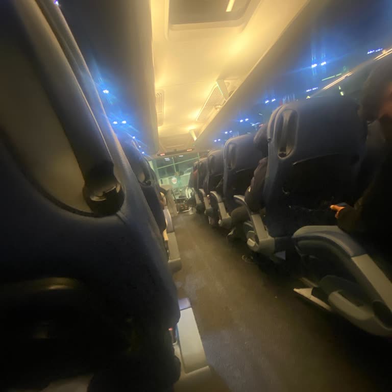 Uzun Süreli Otobüs Gecikmesi Ve Saygısız Personel Tutumu