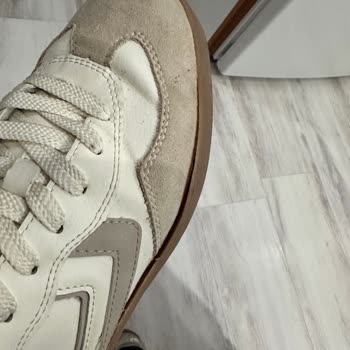 Bershka Retro Spor Ayakkabı Yanlardan Açıldı, Kalite Sorunu Ve İade Talebi