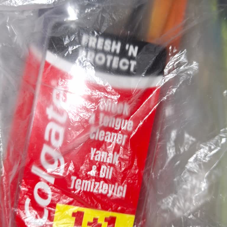 Colgate Diş Fırçası Sert Ve Rahatsız Edici