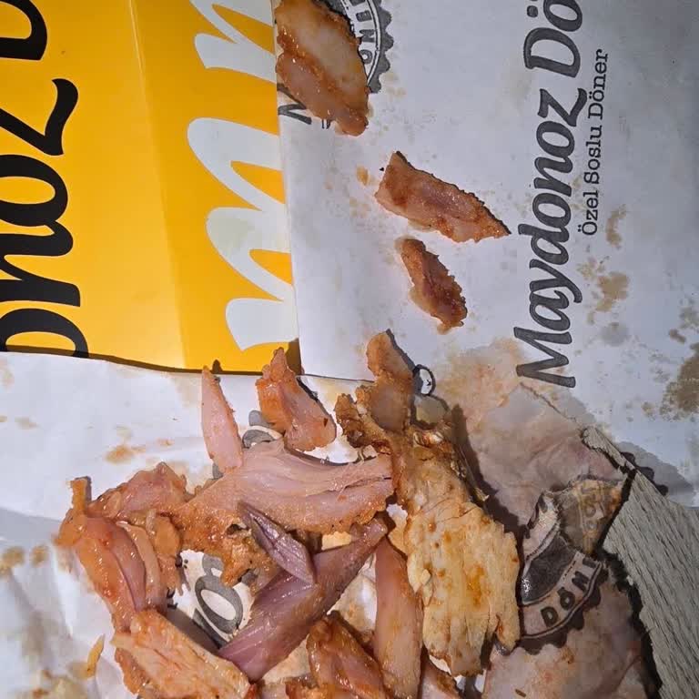 Maydonoz Döner’de Çiğ Tavuk, Sağlık Sorunu Ve İade Talebi