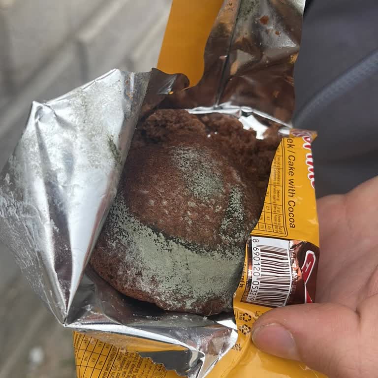 Küflü Torku Favorimo Kekine İade Ve Değişim Talebi