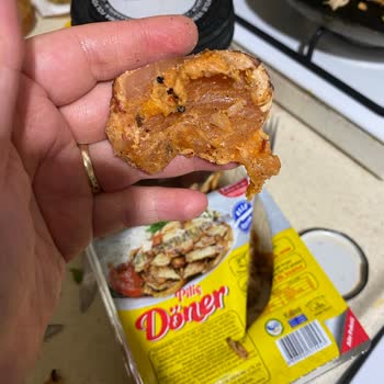 Hazır Dönere Çıkan Çiğ Tavuk Parçası: Gıda Güvenliği Sorunu