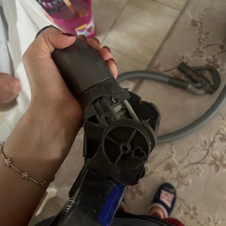 Dyson Süpürge Ucu Kırıldı, Ek Garanti Kapsamı Reddedildi