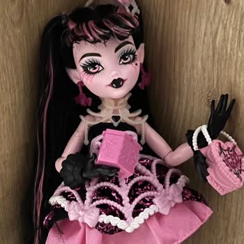 Monster High Bebekte Saç Ve Duruş Hatası, Değişim Talebi Ve Uzun Bekleme