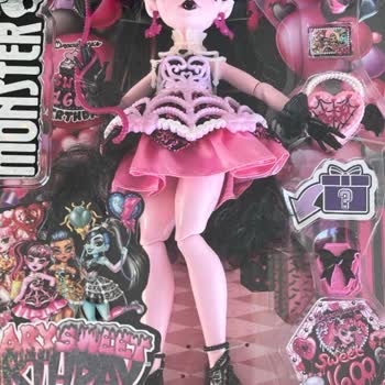 Monster High Bebekte Saç Ve Duruş Hatası, Değişim Talebi Ve Uzun Bekleme